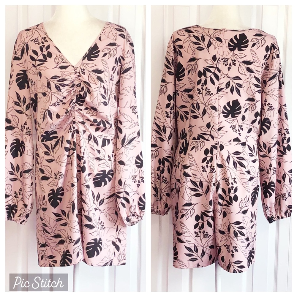 NWT Boohoo Pink Tropical Leaf Print Ruched Long Sleeve Playsuit Romper 12